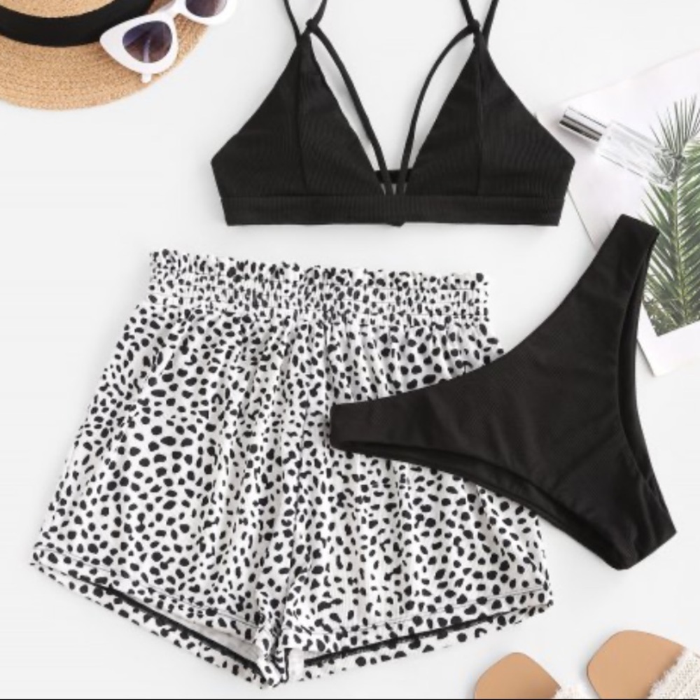 Three peice bikini outfit